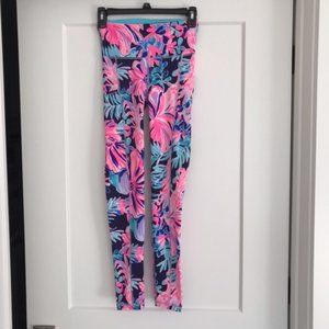 EUC Lilly Pulitzer High Rise Weekender Legging